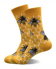 Load image into Gallery viewer, Buzzing Bees
