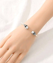 Load image into Gallery viewer, Skully
