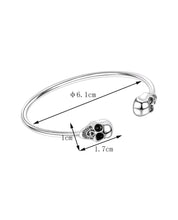 Load image into Gallery viewer, Skully
